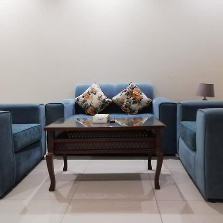 Rozana For Monthly And Yearly Rent Dzsidda Kültér fotó