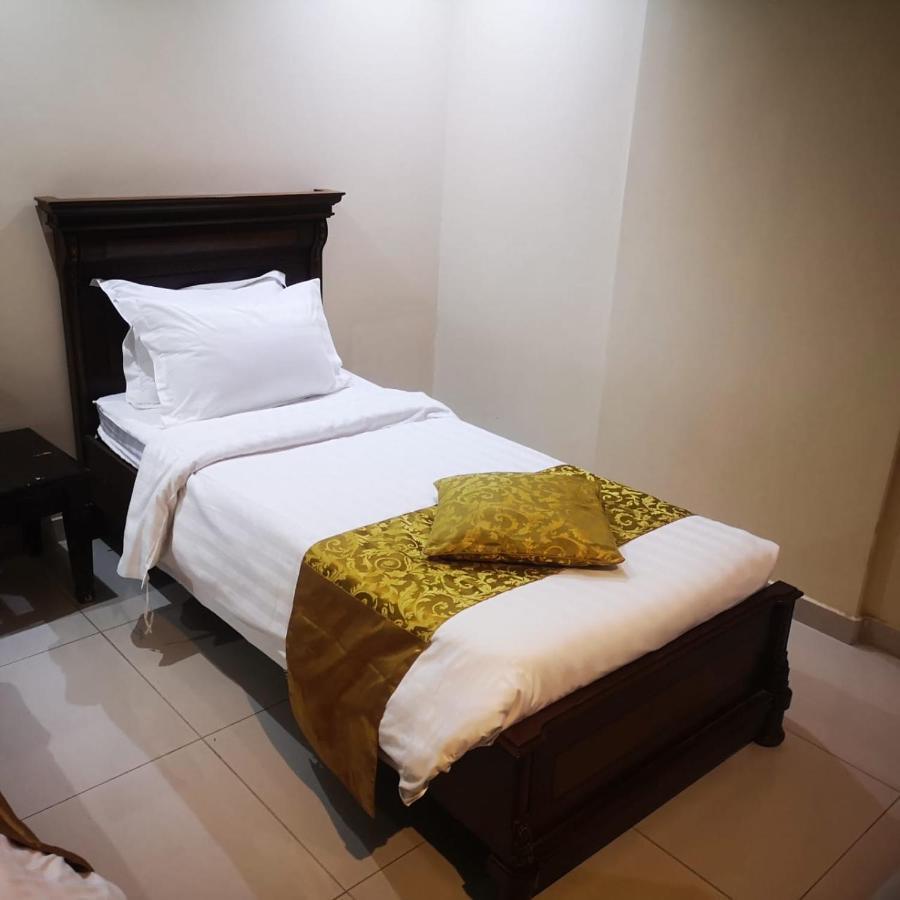 Rozana For Monthly And Yearly Rent Dzsidda Kültér fotó