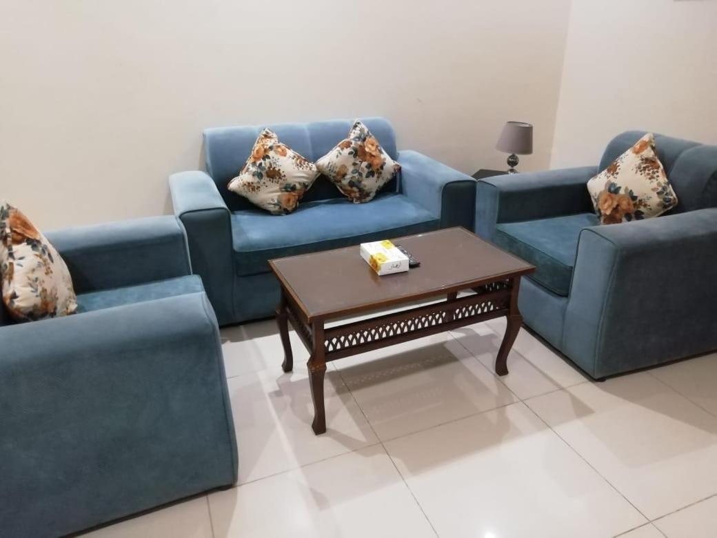 Rozana For Monthly And Yearly Rent Dzsidda Kültér fotó