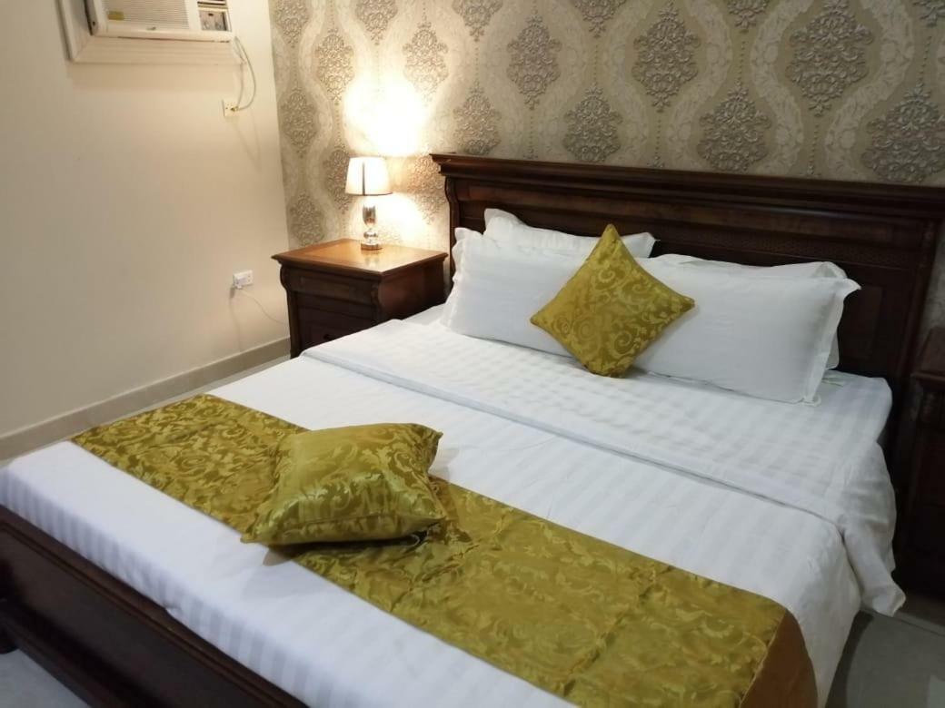 Rozana For Monthly And Yearly Rent Dzsidda Kültér fotó