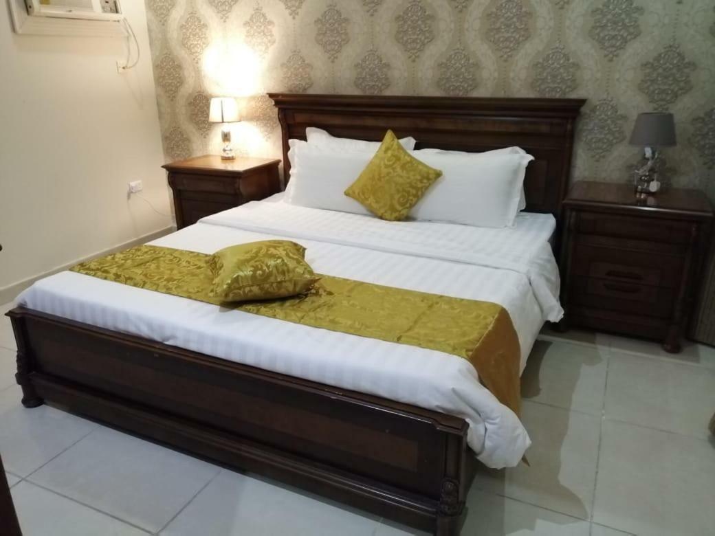 Rozana For Monthly And Yearly Rent Dzsidda Kültér fotó