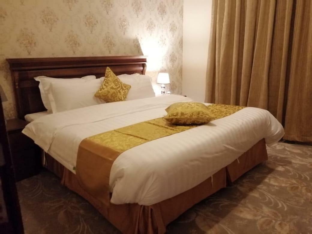 Rozana For Monthly And Yearly Rent Dzsidda Kültér fotó